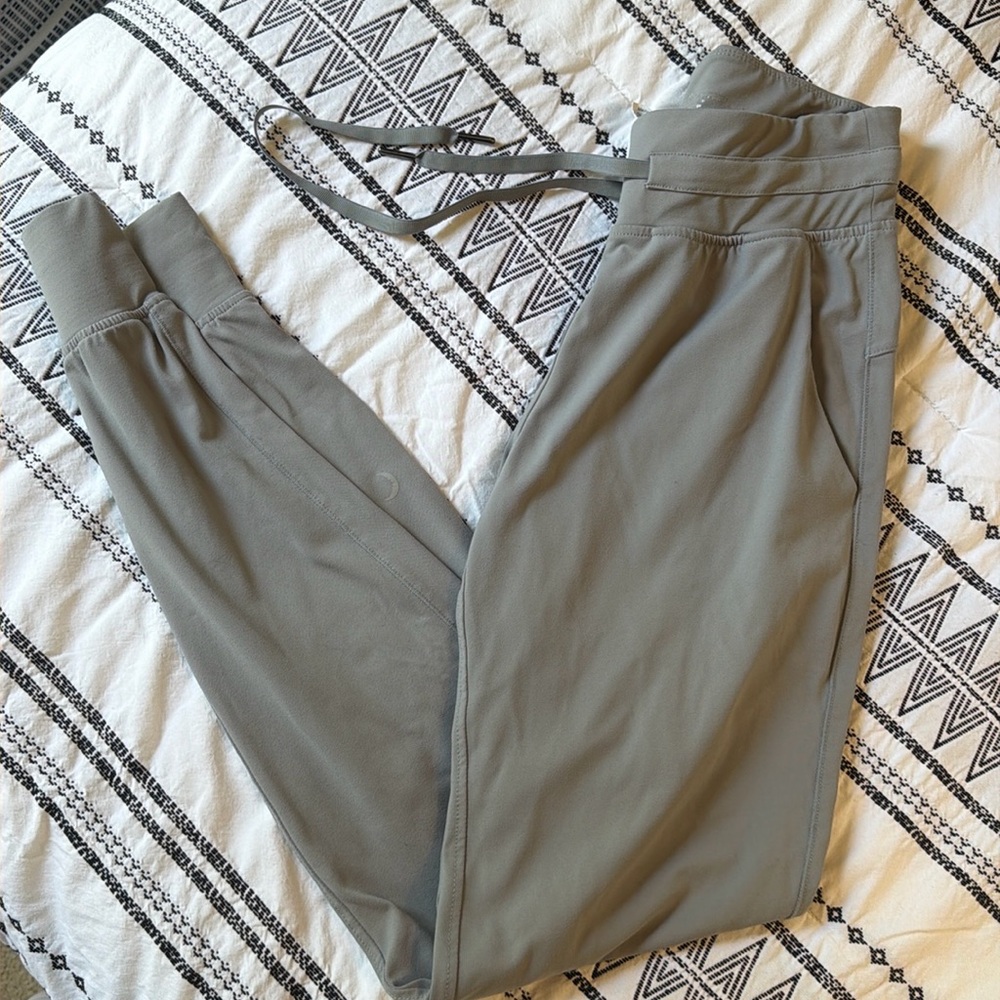 Zyia joggers